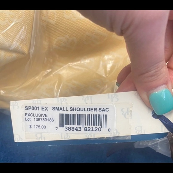 Dooney & Bourke handbag - Picture 5 of 7